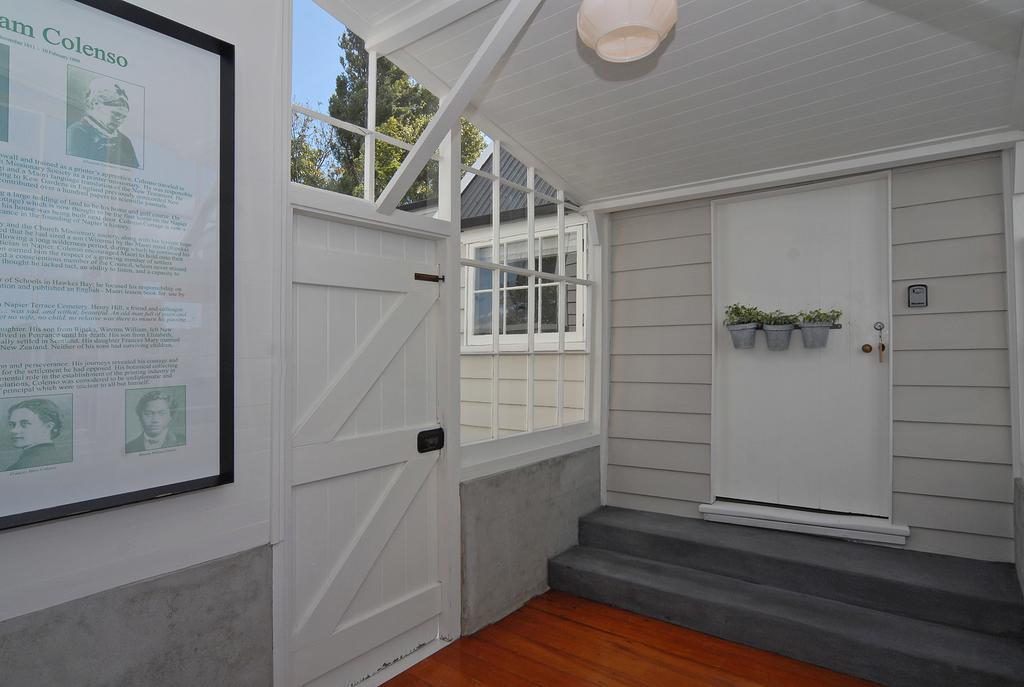 Historic Colenso Cottage Napier Exteriér fotografie
